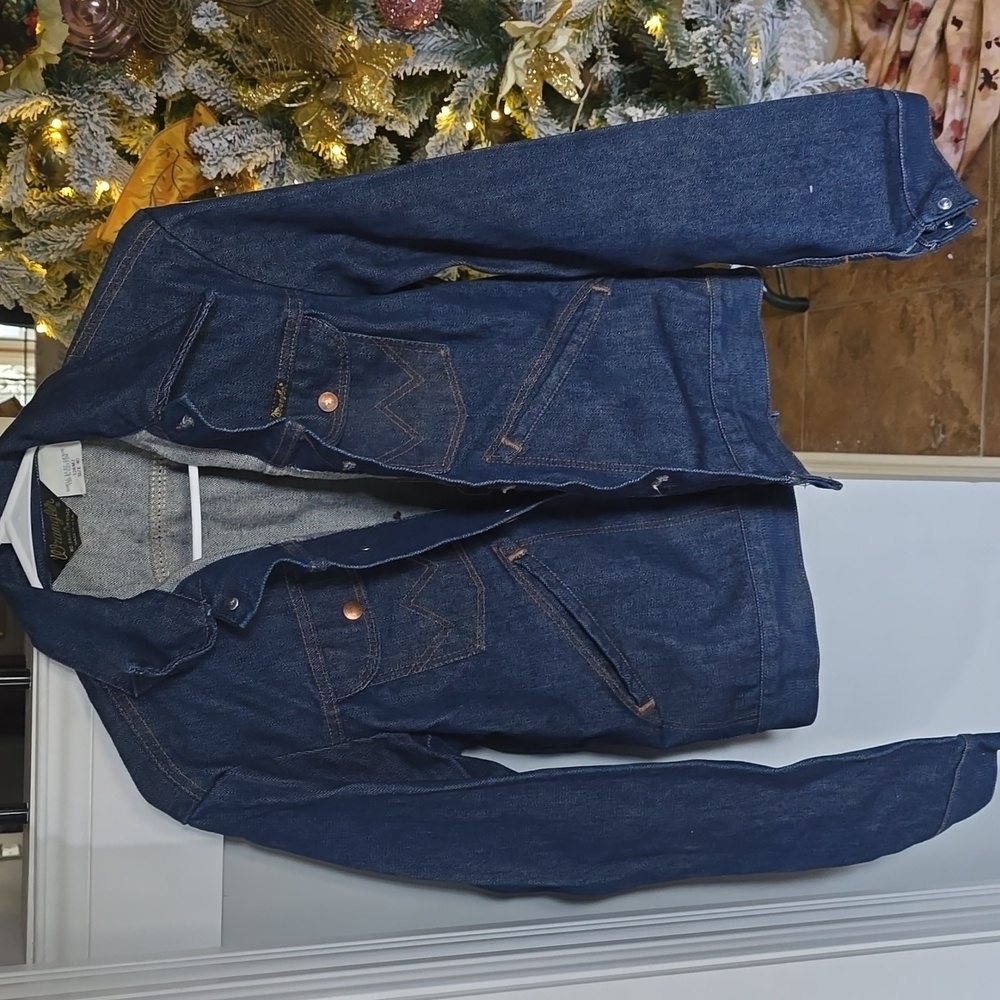 Wrangler Dark Blue Denim Jacket vintage sz 40